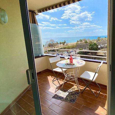 Apart. Pineda De Mar-Sea And Mountains Views Exterior foto